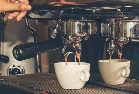 Декальцинация кофемашины: зачем, когда и как убирать накипь