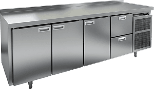 Стол холодильный  HiCold GN 1112/TN